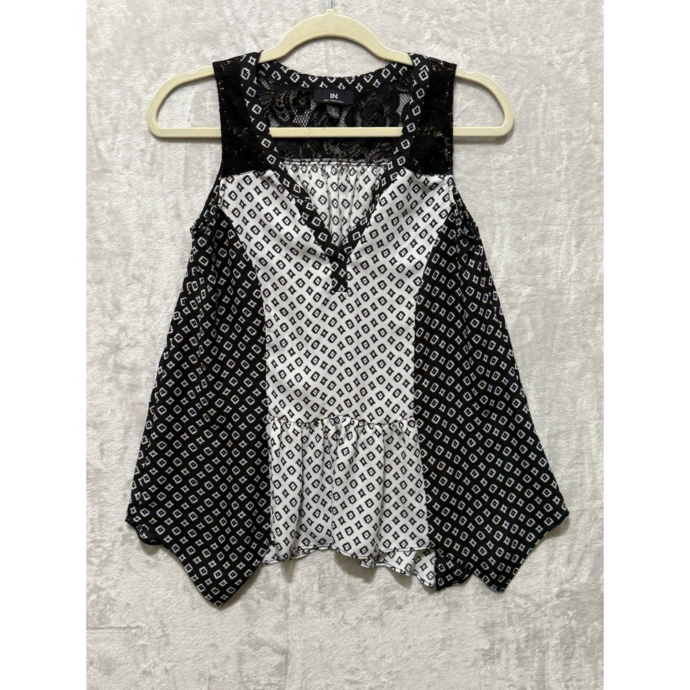 IN San Francisco Womens Sleeveless Top Black White‎ Geometric Lace Trim S